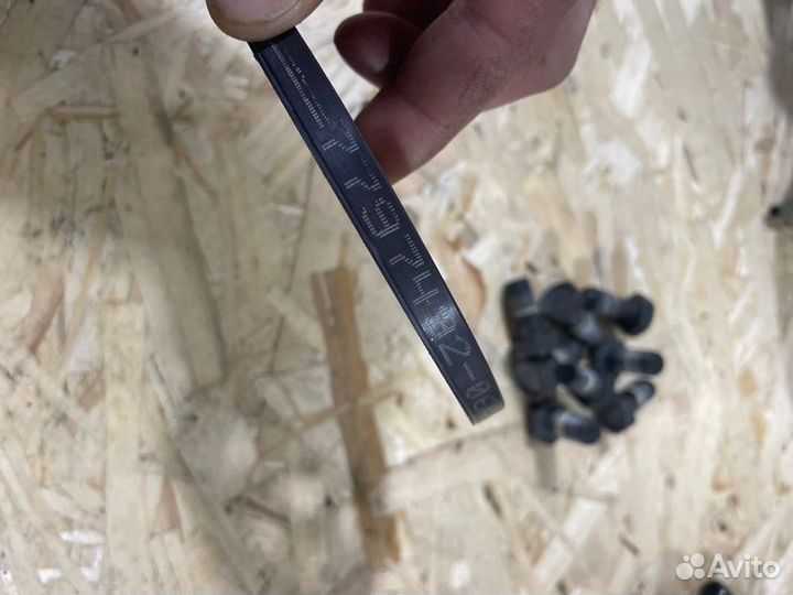 Болт маховика Bmw X5 F15 3.0 N57D30А 2014