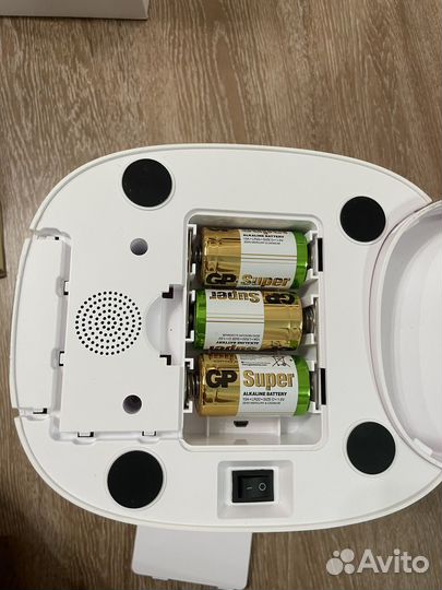 Автоматическая кормушка для собак/кошек