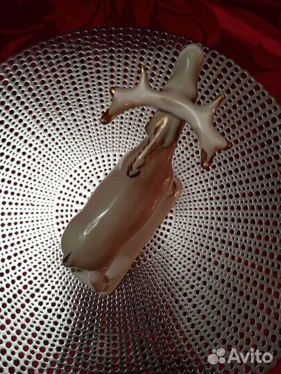 Фарфор статуэтка