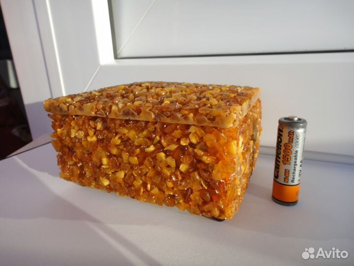 Янтарная шкатулка