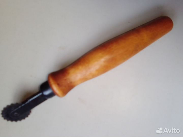 Копировальное колесико для шитья