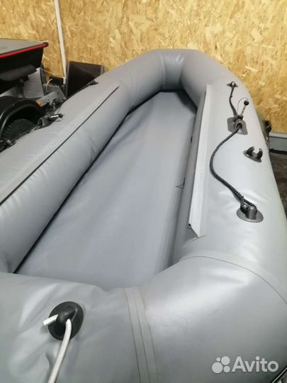 Лодка flinc 300