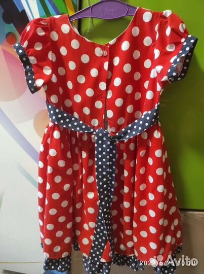 Нарядное платье