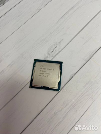 Процессор Intel I5 9400
