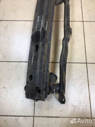 Усилитель бампера передний Hyundai Getz G4ED