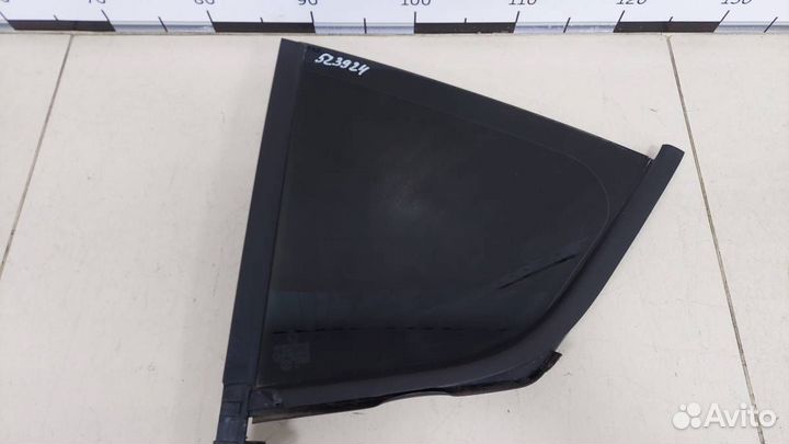 Стекло двери задней левой форточка Skoda Octavia A