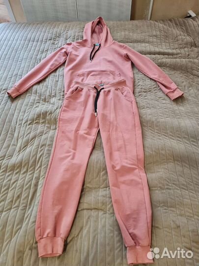 Отдам бесплатно вещи