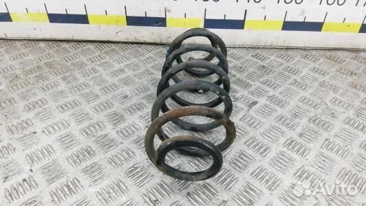 Пружина задняя toyota auris E150 (BBN19LY01)