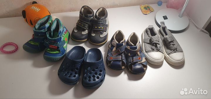 Обувь для мальчика пакетом 22 23