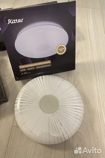 Led светильник насенно потолочнй новый