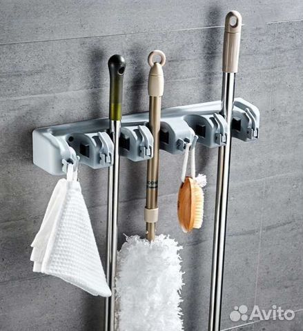 Настенный держатель для инвентаря