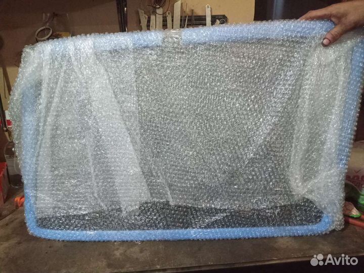 Стекло заднее правое УАЗ патриот