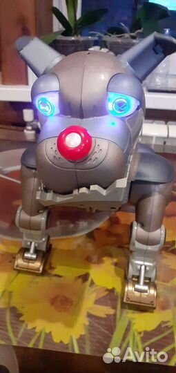 Игрушка робот