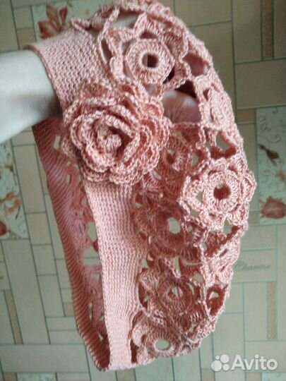 Беретка ажурная, вязанная крючком. Ручная работа