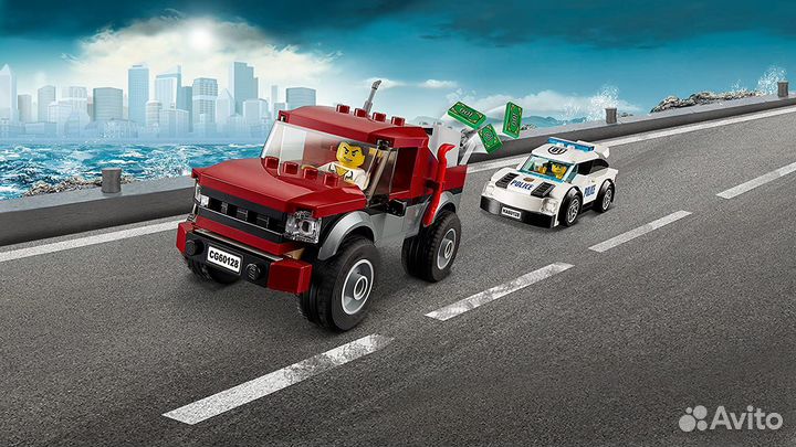 Конструктор Лего модели в собранном виде