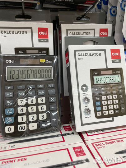 Настольный компактный калькулятор deli