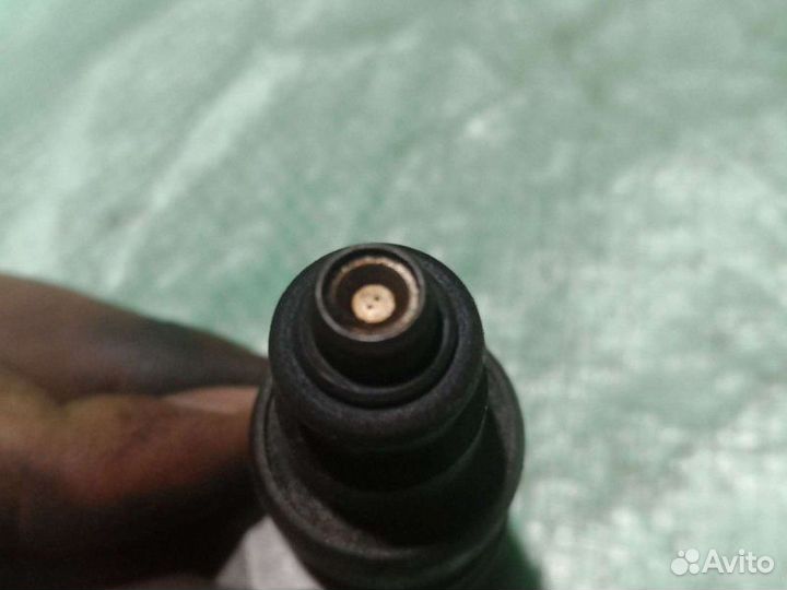 Форсунка топливная Audi A6 C4 седан 2.8 AAH 1997