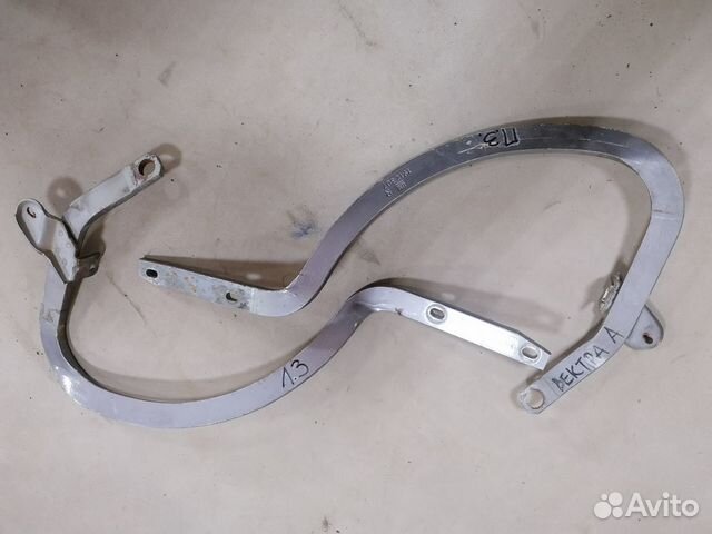 Петля багажника Opel Vectra A 1988-1995