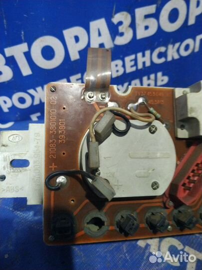 Панель приборов Ваз Лада 2109 хэтчбек 21083 2000