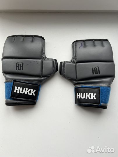 Перчатки для единоборств