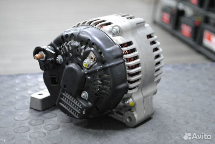 Генератор Volvo S80, S60, XC70 2.0, 2.4