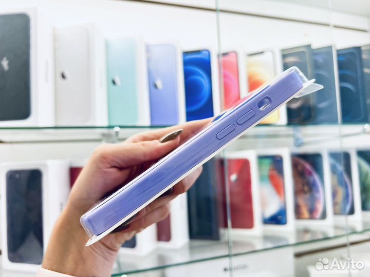 Чехол на iPhone 14 Pro, сирень