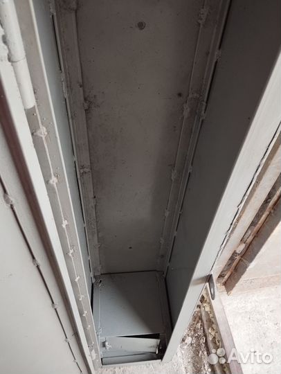 Шкаф металлический