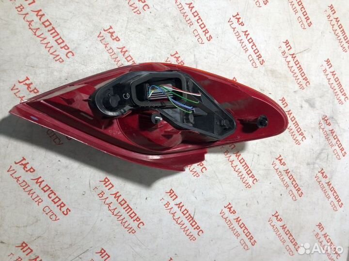 Фонарь задний правый Peugeot 207 EP6DT (5FX) 2009