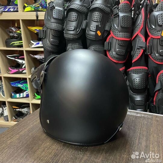 Шлем на мото и мопед шлем для скутера матовый