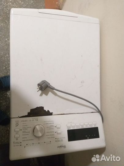 Стиральная машина с вертикальной загрузкой