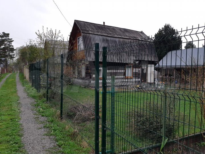 Дача 40 м² на участке 4 сот.