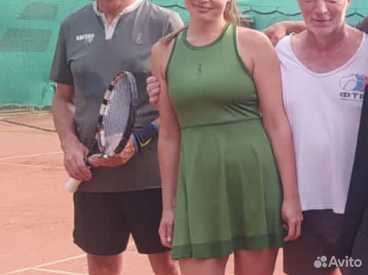 Теннисное платье 7/6 seven six М с шортами