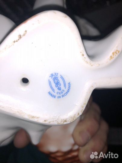 Фарфоровая Статуэтка Большой Попугай «Румыния»