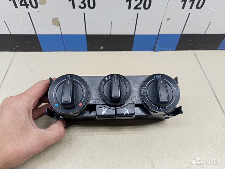 Блок управления отопителем Polo (Sed RUS) 2011