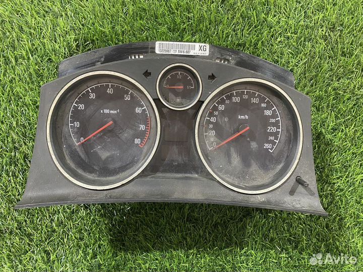 Панель приборов Opel Astra H