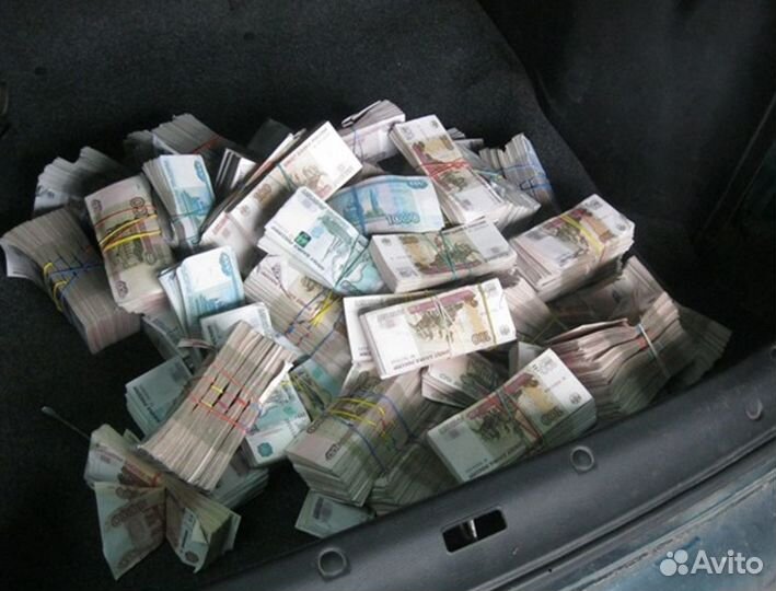 Водитель со своим авто