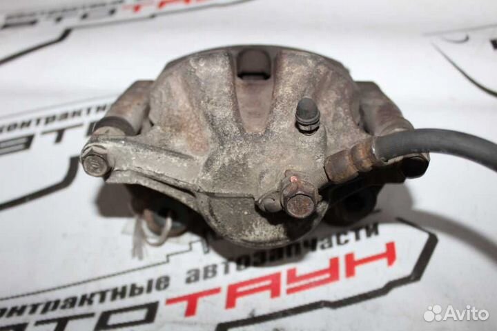 Суппорт В сборе toyota. crown majesta mark II mark