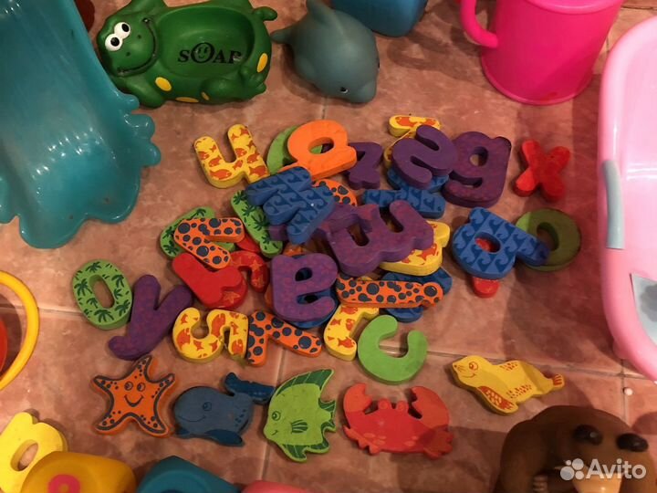 Игрушки для купания для ванной