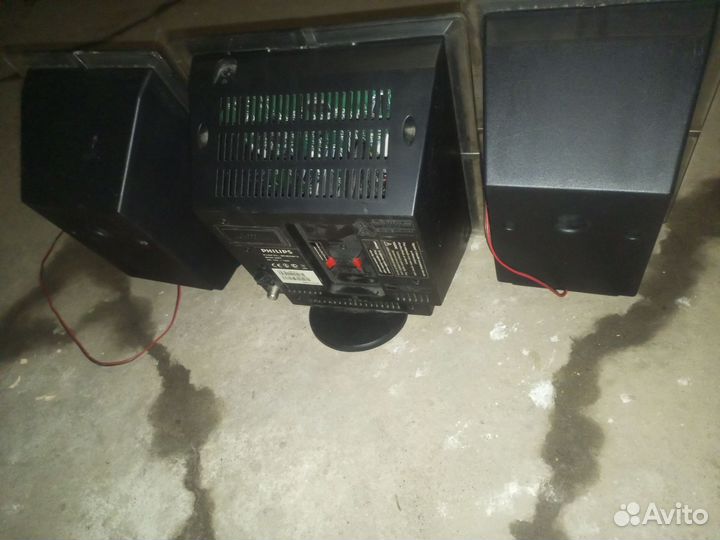 Музыкальный центр philips