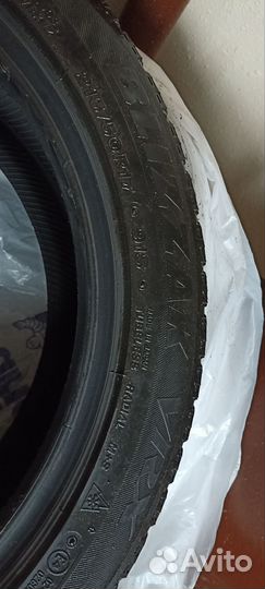 Bridgestone Blizzak VRX 215/50 R17