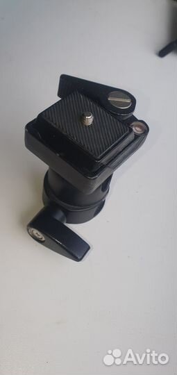 Шаровая штативная головка