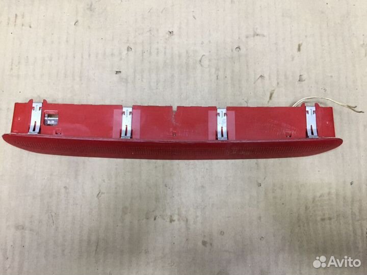 Фонарь задний стоп сигнал VW Tiguan 2011-2016