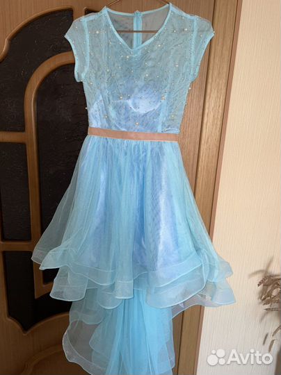 Вечернее платье