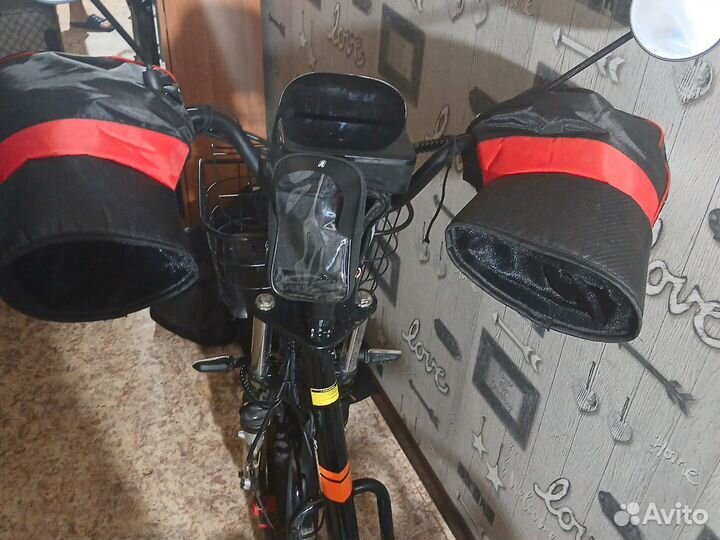 Электросамокат с сиденьем взрослый