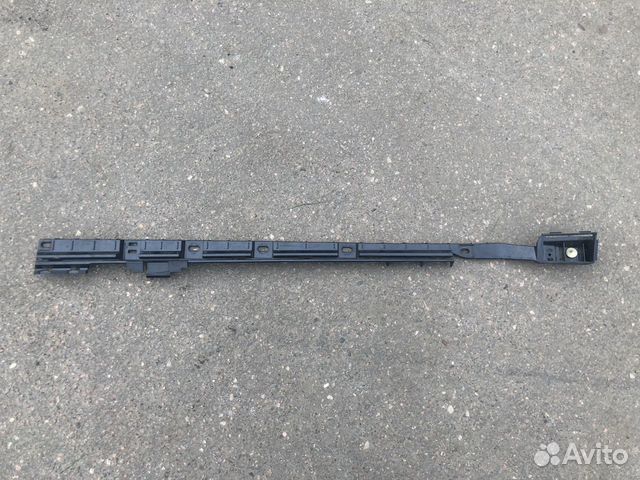 Задний левый кронштейн порога BMW F02