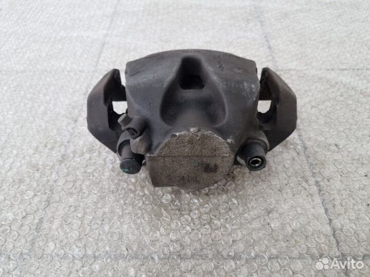 Суппорт тормозной передний правый Bmw X5 E70