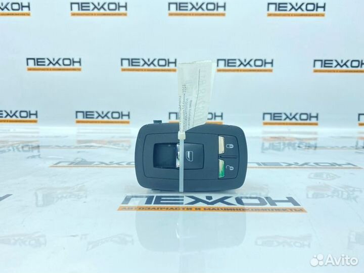 Кнопка стеклоподъемника Maserati Levante 3.0