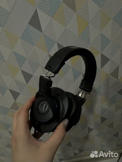 Наушники Audio-Technica ATH-M30x закрытые