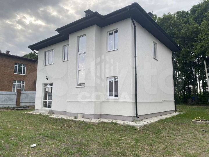 Коттедж 170 м² на участке 5 сот.