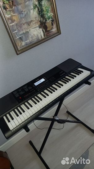 Синтезатор Casio CT-X700